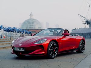 Supporting image for story: Which Chinese car manufacturers are making EVs?