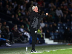 Supporting image for story: Steve Bruce: West Brom defending 'hideous' and 'schoolboy' in Birmingham defeat