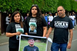 Ronan Kanda's mother Pooja, sister Nikita and father Chander Kanda