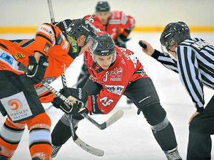 Supporting image for story: Telford Tigers strike Lightning