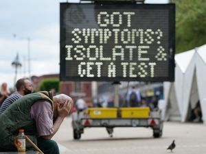 Supporting image for story: Johnson faces Tory backlash as lockdown lifting put on hold