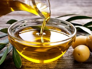 Supporting image for story: Olive oil ingredient could help stop cancer from developing in the brain, study suggests