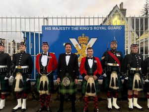 Supporting image for story: Jimmy Fallon tells of drinking ‘Buckie’ at ‘best dinner ever’ with royal guard