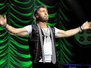 Supporting image for story: Concert review - Paul Rodgers at Birmingham NIA