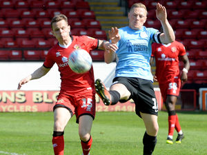 Supporting image for story: Sam Mantom happy to be back on the pitch with Pics