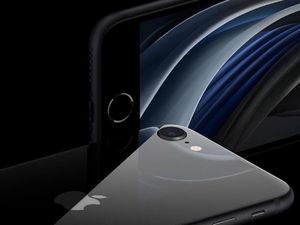 Supporting image for story: Apple unveils new £419 iPhone SE