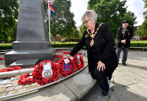 The Mayor of Dudley Councillor Hillary Bills lays a wreath at the Dudley Cenotaph