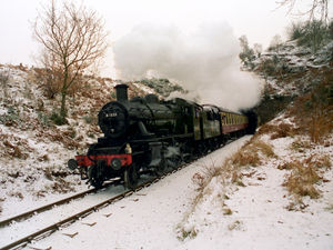 Supporting image for story: Gallery: Incredible archive photos showcasing Severn Valley Railway