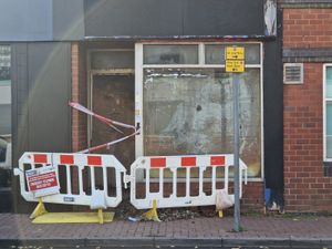 Supporting image for story: Fire crews tackle blaze on Cradley Heath high street