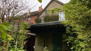 Balcony area at the town house. Picture: Rightmove and Halls Commercial. 