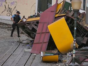 Supporting image for story: Death toll rises as Portugal observes day of mourning after funicular crash