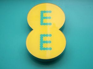 Supporting image for story: EE launches 5G network