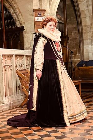 Lesley Smith as Queen Elizabeth I 