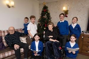 Residents at a Kidderminster care home have spent a Christmasy afternoon with local pupils.  