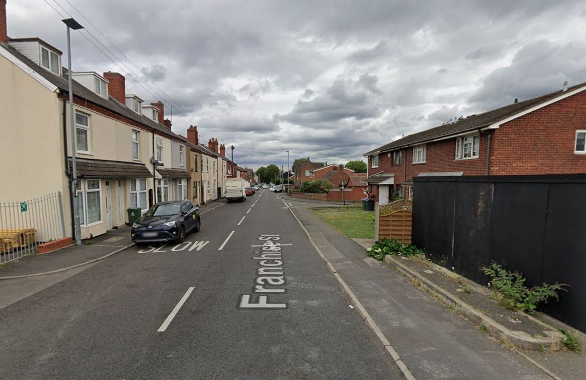 Six fire crews tackle car garage blaze in Walsall - with warning issued from fire service