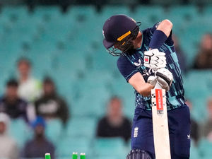 Supporting image for story: England depart Australia after whitewash