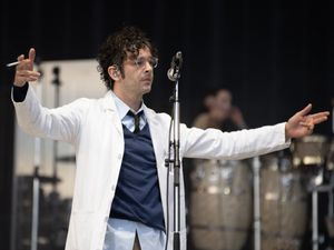 Supporting image for story: The 1975 announce new UK dates for their Still… At Their Very Best tour