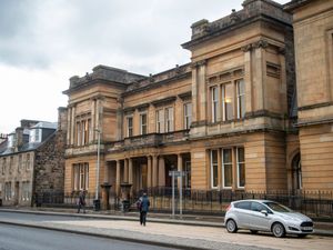 Supporting image for story: Albanian convicted of attempted murder of police officer after chainsaw chase