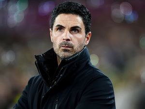 Supporting image for story: Don’t rule them out – Mikel Arteta says Man City could still challenge for title