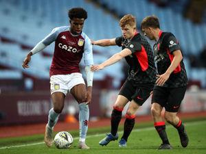 Supporting image for story: Steven Gerrard: Aston Villa need to let Carney Chukwuemeka evolve