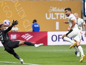 Supporting image for story: Ilkay Gundogan ‘very happy’ at Manchester City as he eyes stay at top level