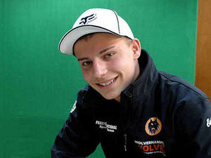 Supporting image for story: Wolves snap up young gun Ashley