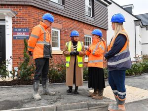 Supporting image for story: Mayor tours brand-new community that will 'benefit future generations'
