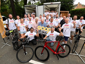 Supporting image for story: Fundraisers begin new extreme challenge for Compton Care