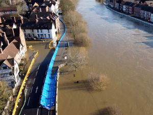 Supporting image for story: Debris clean-up in Bewdley as flood water drops