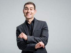 Supporting image for story: Outrageous comedy legend to include Shropshire in new tour