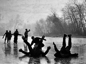 Supporting image for story: Pictures from the Past - January 29