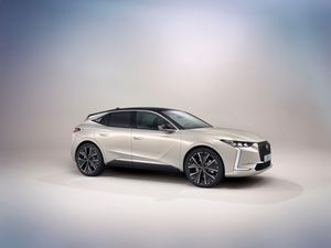 Supporting image for story: New DS 4 arrives with striking design and range of high-tech features