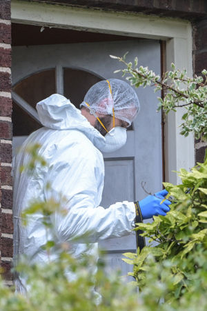 Police in Manor Lane. Photo: SnapperSK
