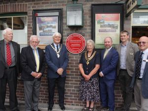 Supporting image for story: Red wheel award shows that heritage railway is on the right track