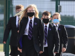 Supporting image for story: Evidence on effectiveness of face masks in schools ‘inconclusive’, review finds