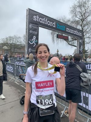 Hayley Amison ran for Katharine House Hospice in March 2025 in memory of her mum