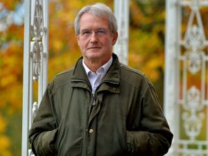 Supporting image for story: Owen Paterson avoids Commons suspension after parliamentary vote