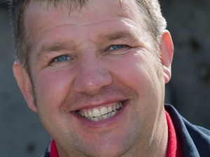 Supporting image for story: Managing cow comfort before spring turnout