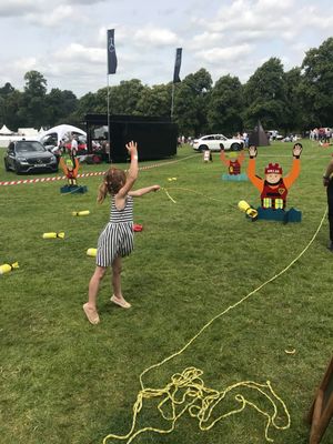 West Mercia Search and Rescue teaching throw line training