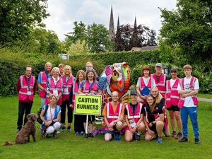 Supporting image for story: Parkrunners 'stampede' through elephant trail in support of hospice