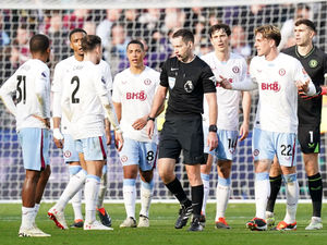 Supporting image for story: West Ham 1 Aston Villa 1 - Report