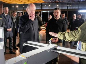 Supporting image for story: German Chancellor Olaf Scholz pledges more aid for Ukraine