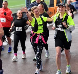 There was excitement at Molineux Stadium as the race got underway