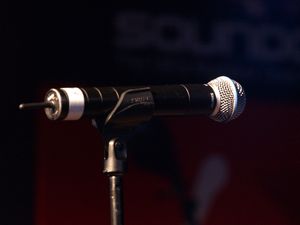 Supporting image for story: Podcast star Joe Rogan tests positive for Covid-19