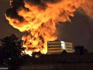 Supporting image for story: Poll: Should Chinese lanterns be banned?