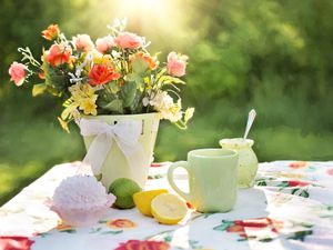 Supporting image for story: Kington Bowling Club holds coffee morning for two cancer charities