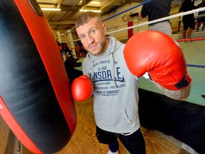 Supporting image for story: Jason Welborn jets out for date with destiny