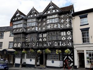 Supporting image for story: Eight jobs to be created at historic Ludlow hotel