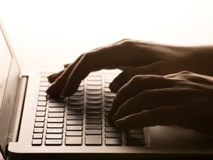 Supporting image for story: Government drops official concerns about council’s four-day week