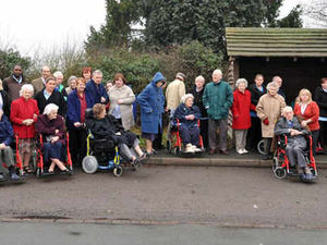 Supporting image for story: Anger as elderly left out in the cold